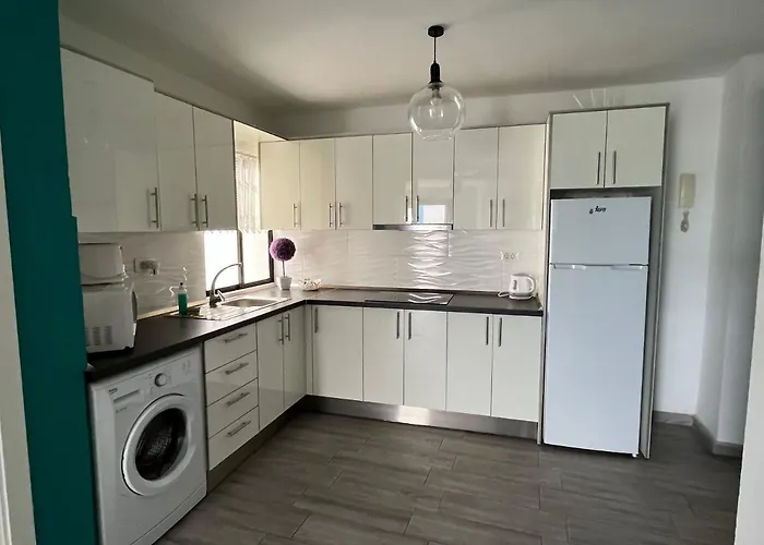 Cornelia's 7 Exelente Ubicacion Apartman Los Cristianos